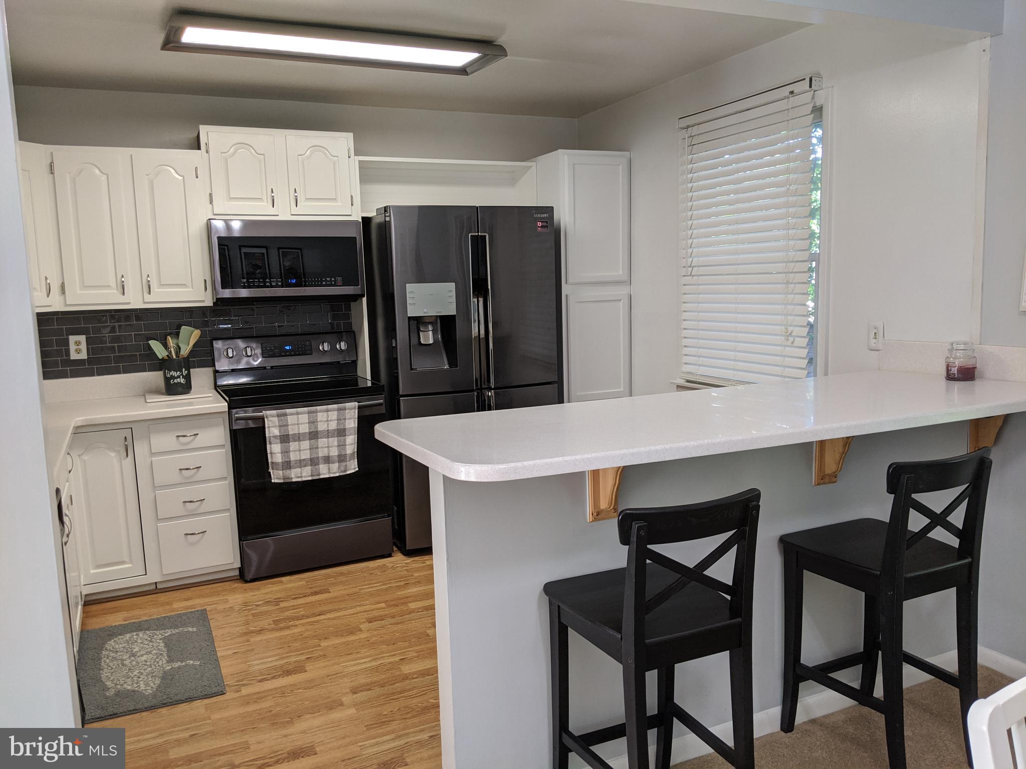 CATONSVILLE MANOR - Residential