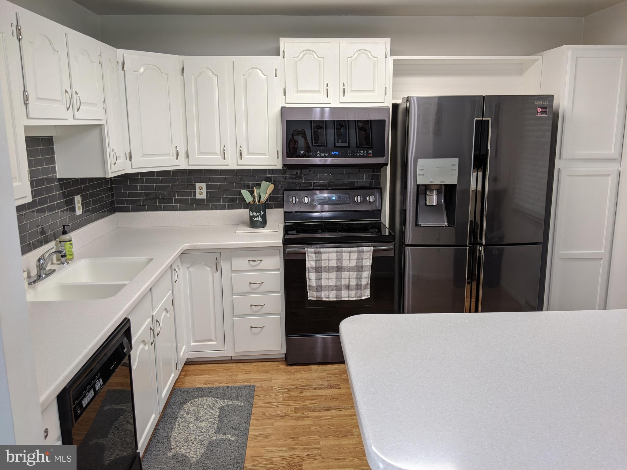 CATONSVILLE MANOR - Residential