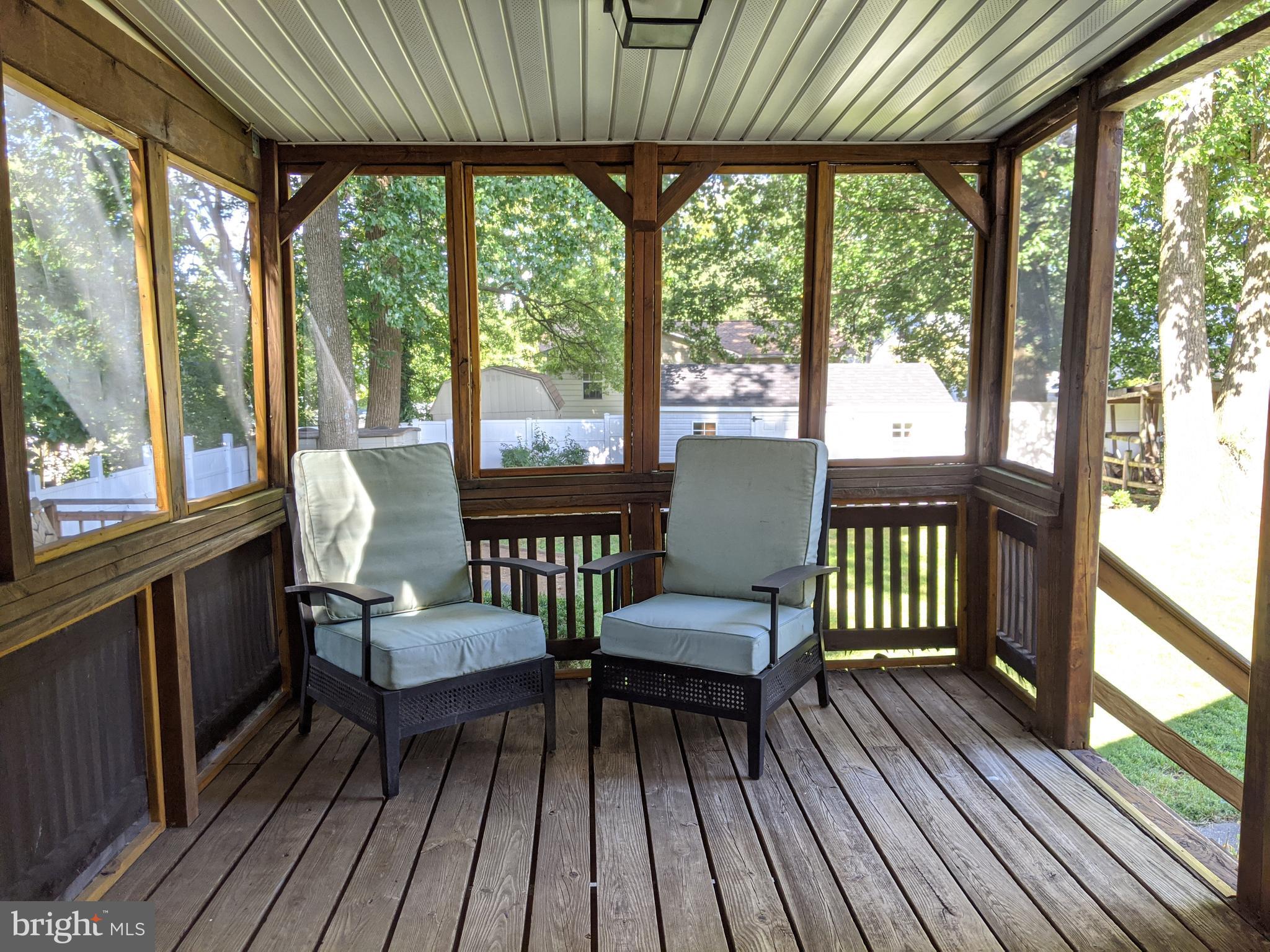 CATONSVILLE MANOR - Residential