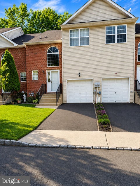 Photo of 130 Orchid Lane, EWING, NJ 08638 (MLS # NJME2082474)