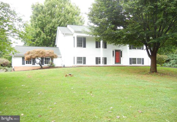 HUNT CREST - Residential