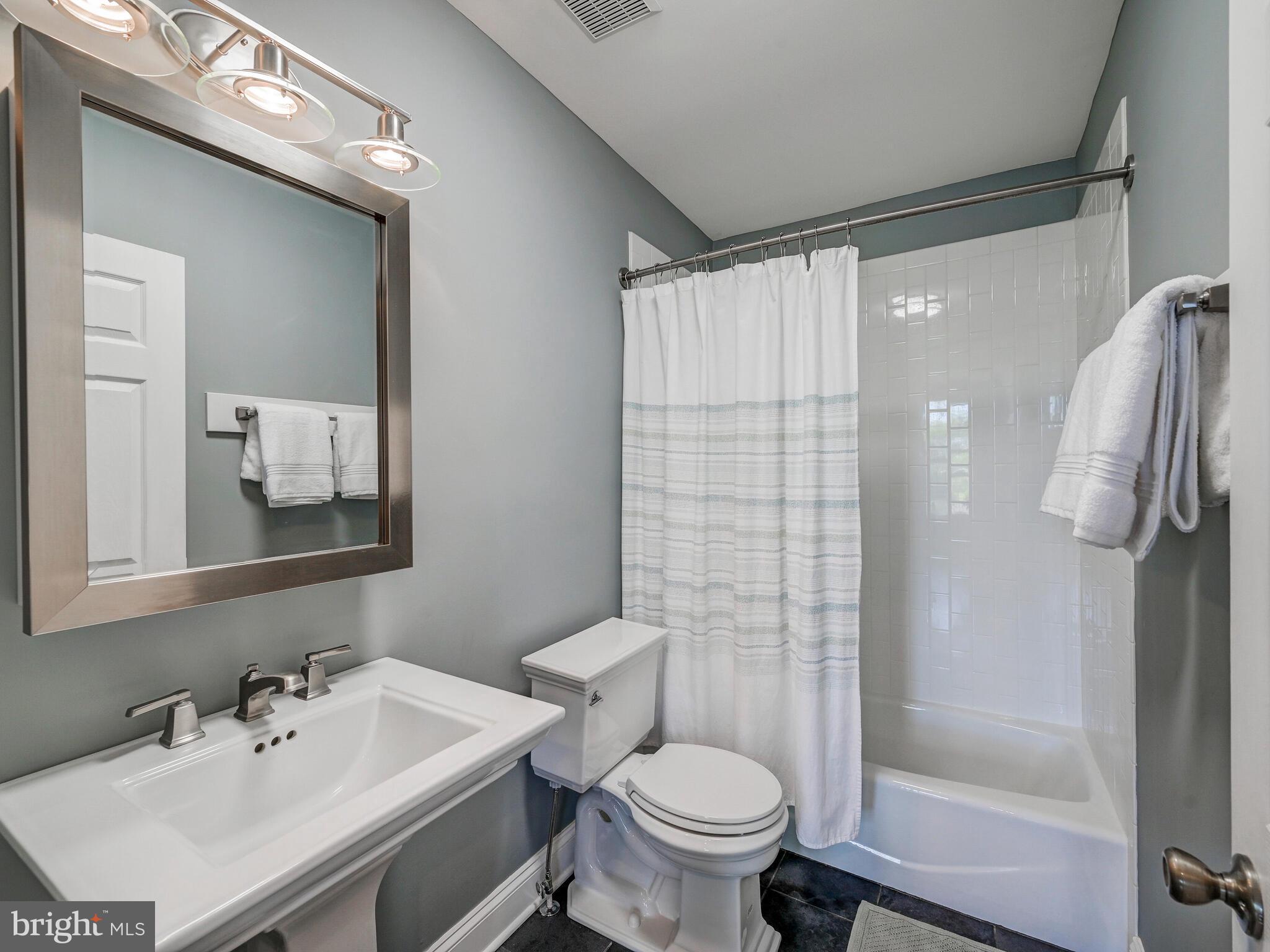 BUTCHER'S HILL - Residential