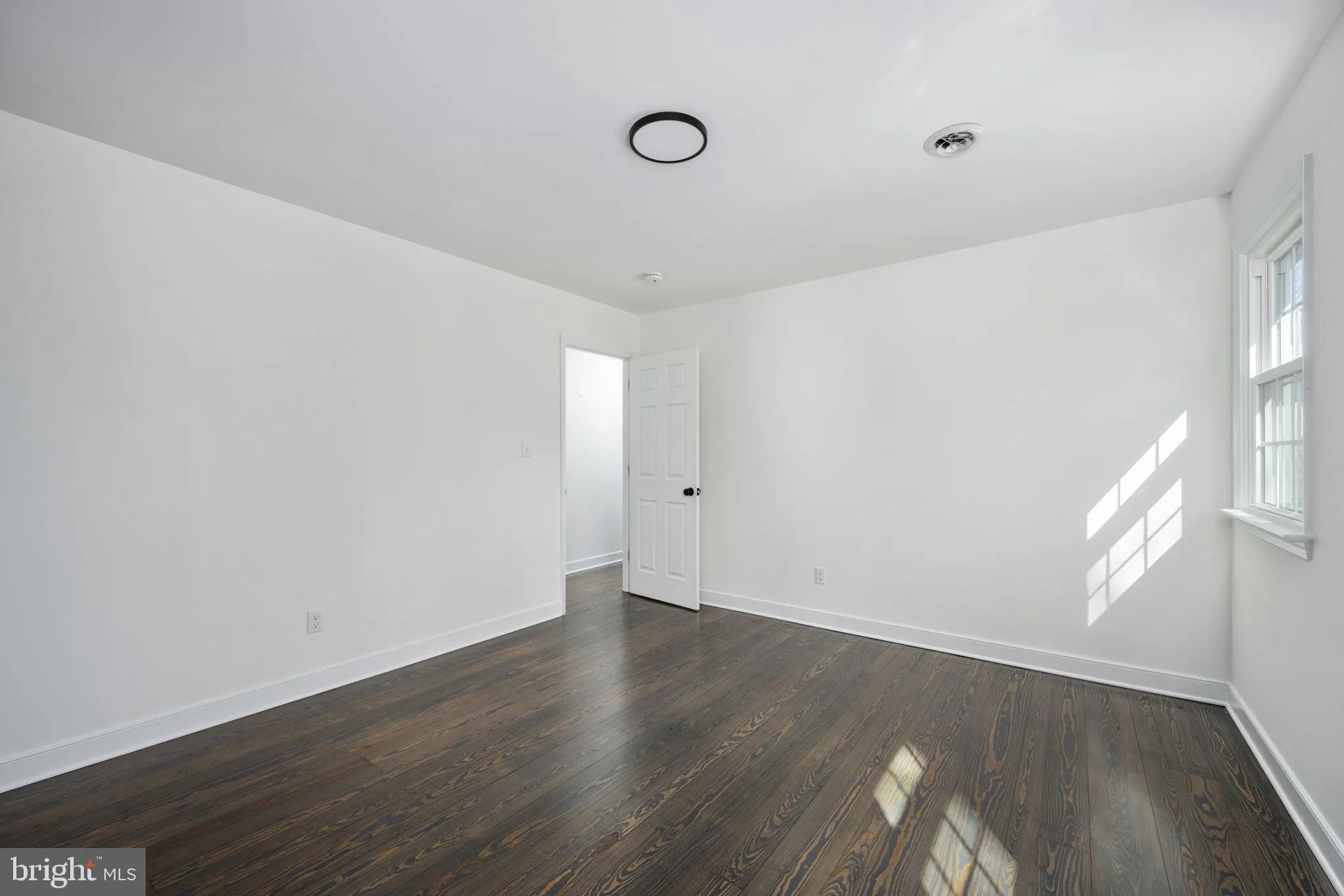 Spotsylvania, Virginia 22551, United States, 3 Bedrooms Bedrooms, ,3 BathroomsBathrooms,Residential,Pending,82030