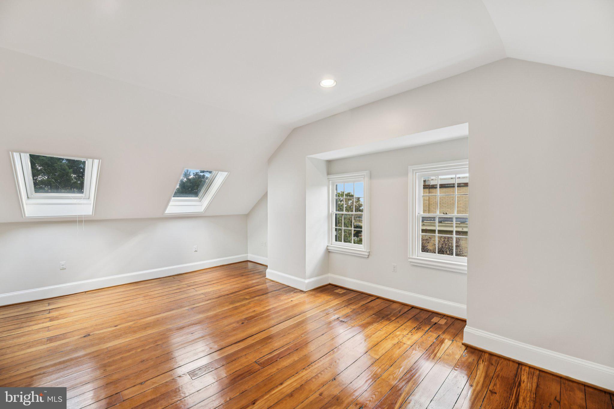 GEORGETOWN - Residential