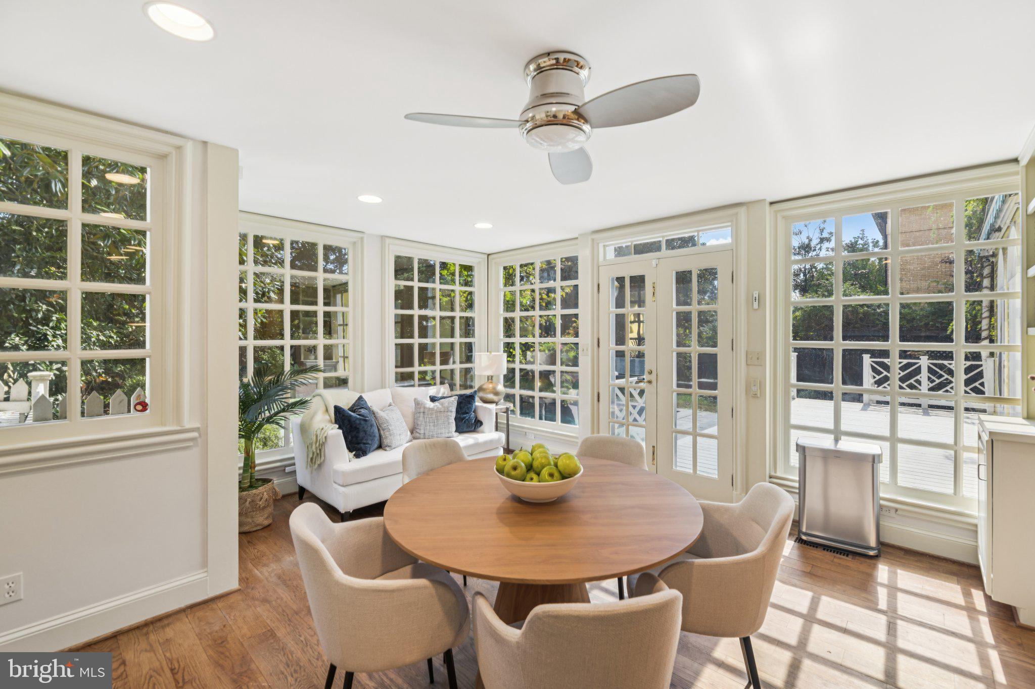GEORGETOWN - Residential