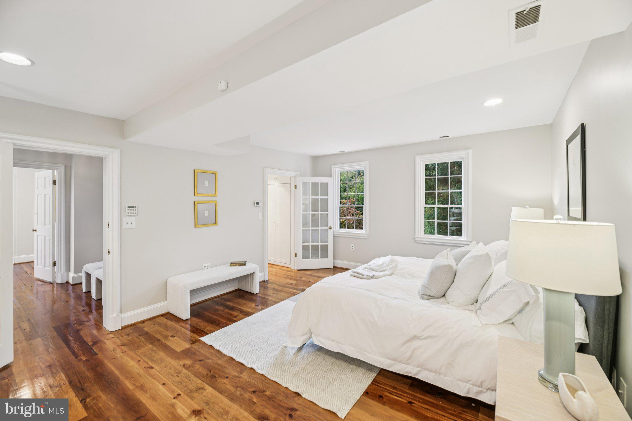 GEORGETOWN - Residential