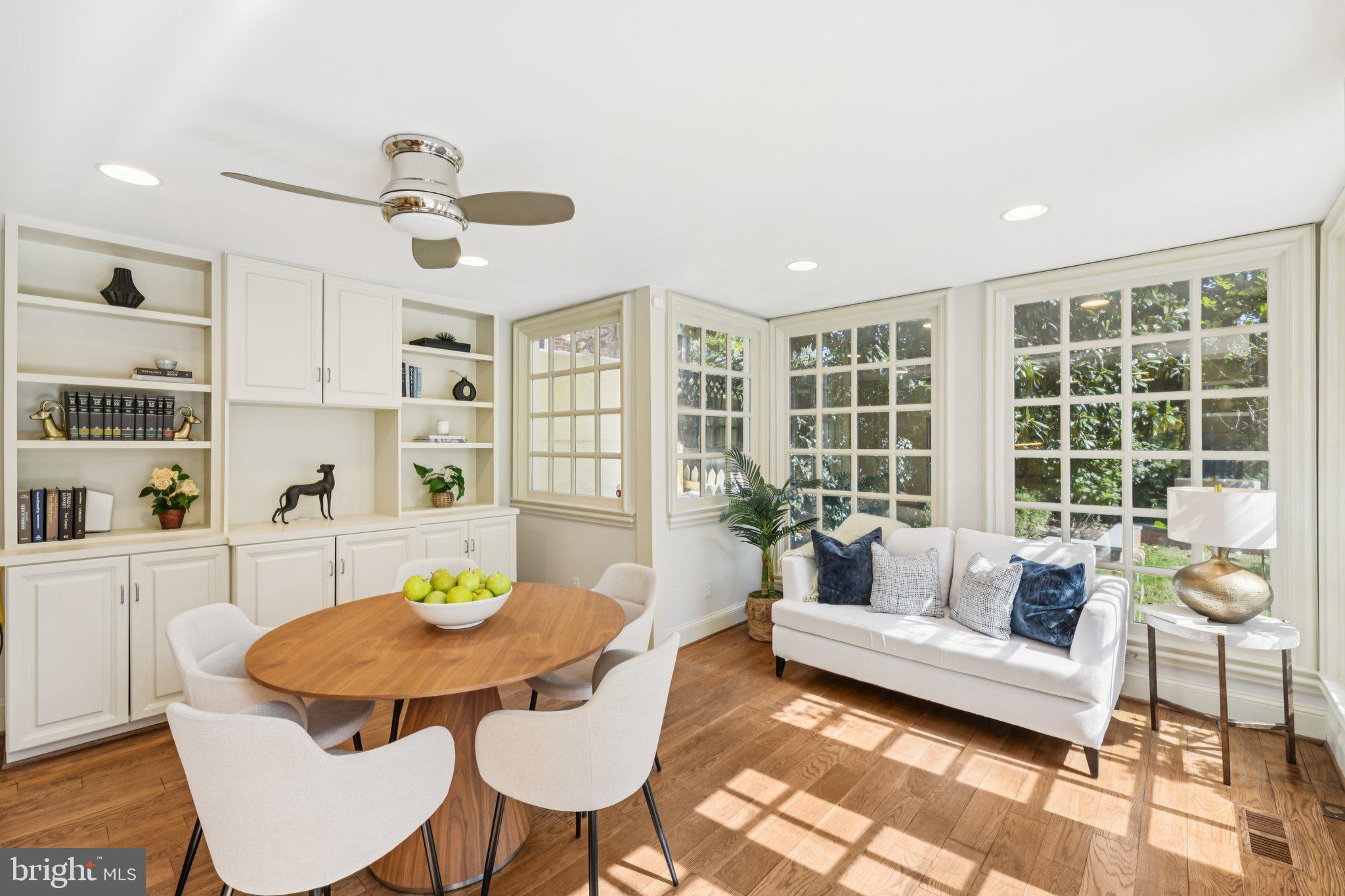 GEORGETOWN - Residential
