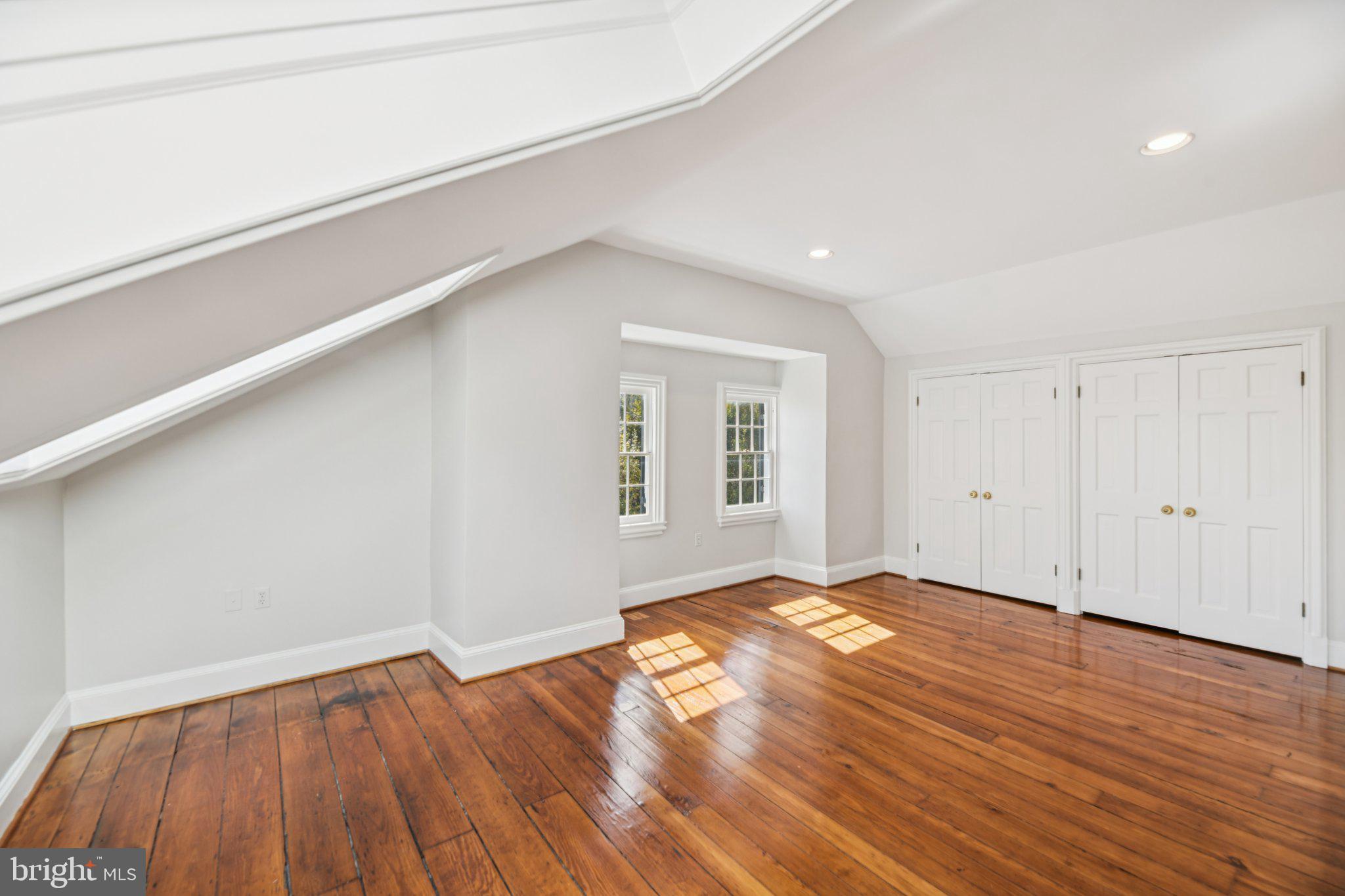 GEORGETOWN - Residential