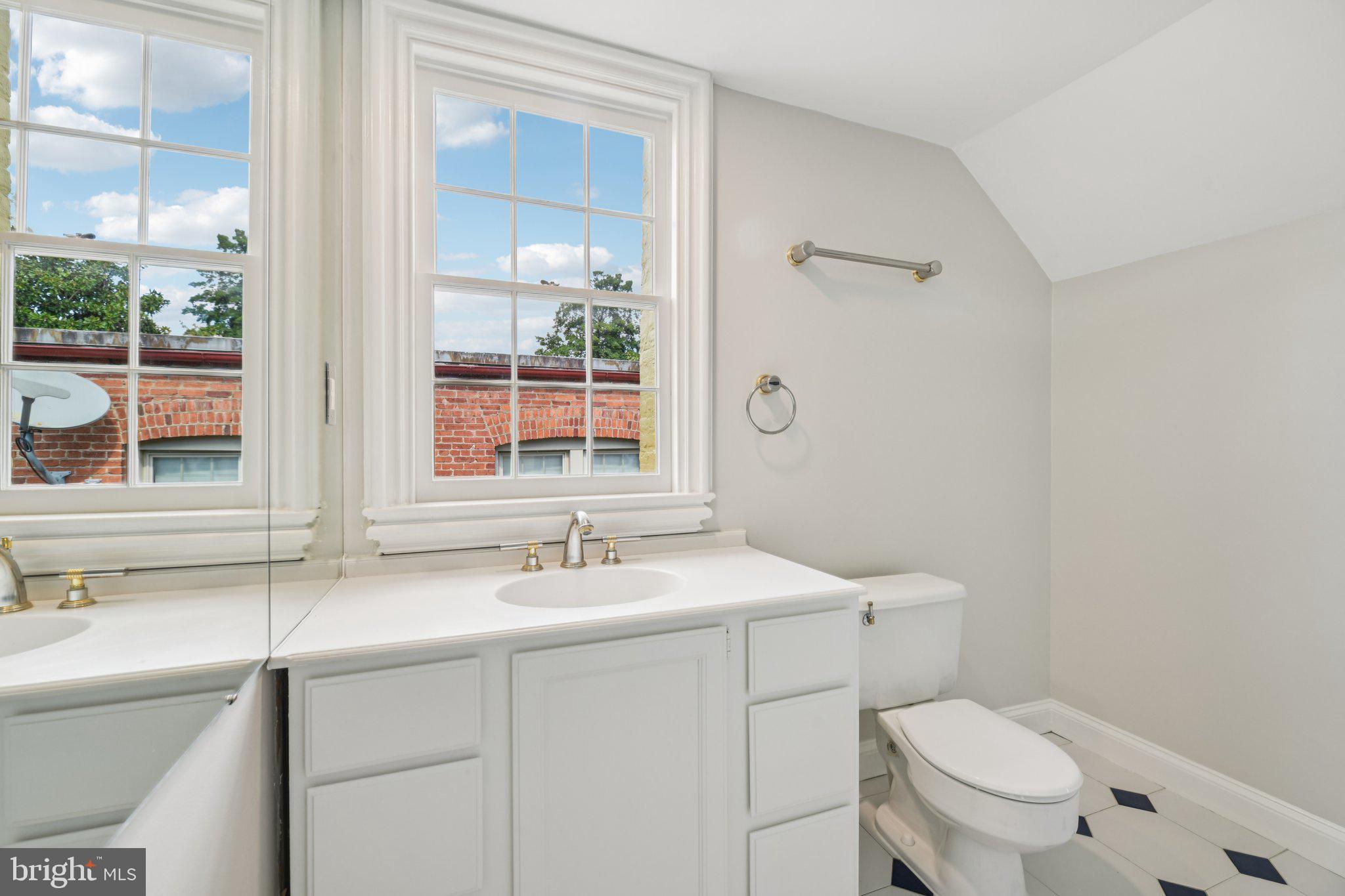 GEORGETOWN - Residential