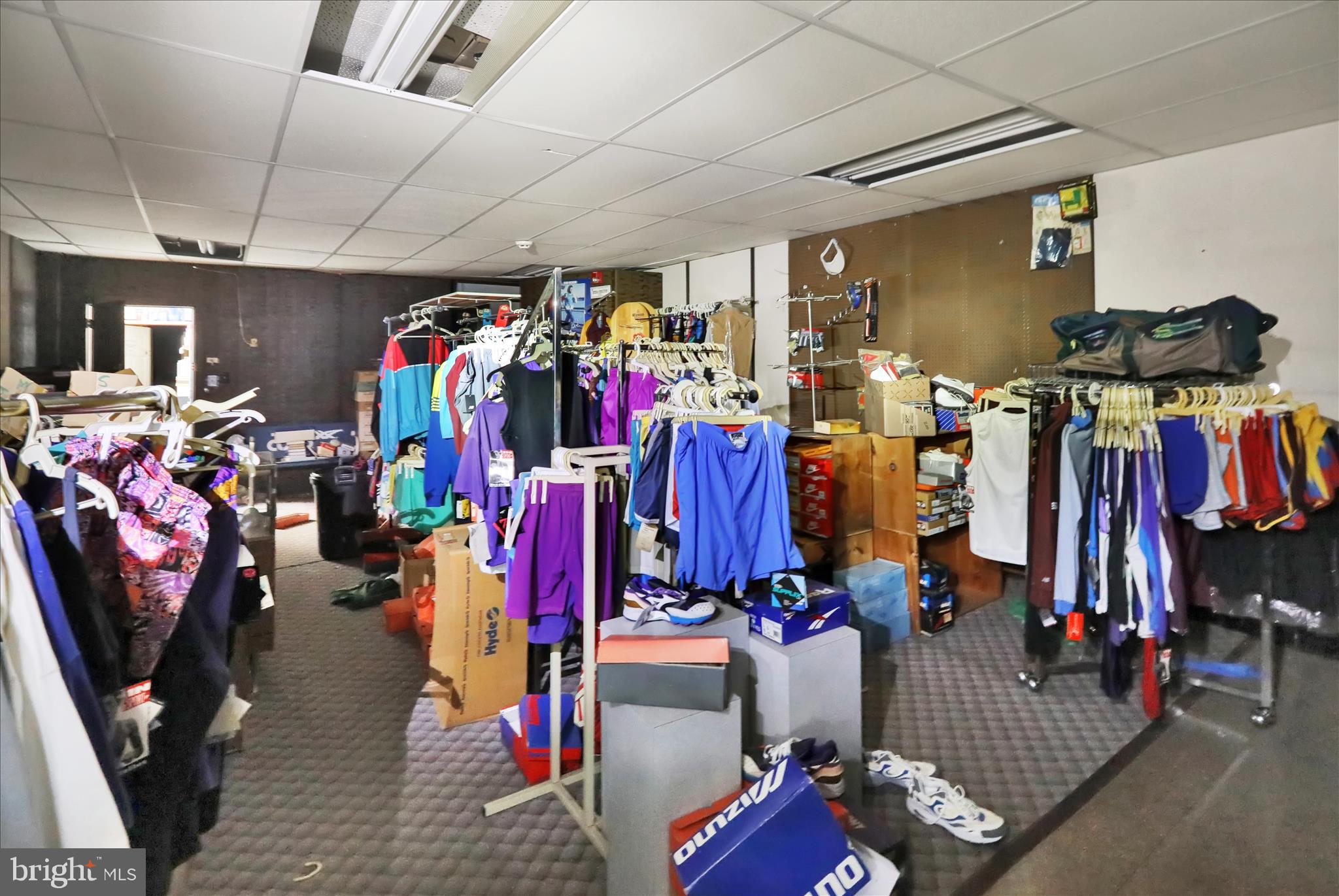 SHILLINGTON - Commercial Sale