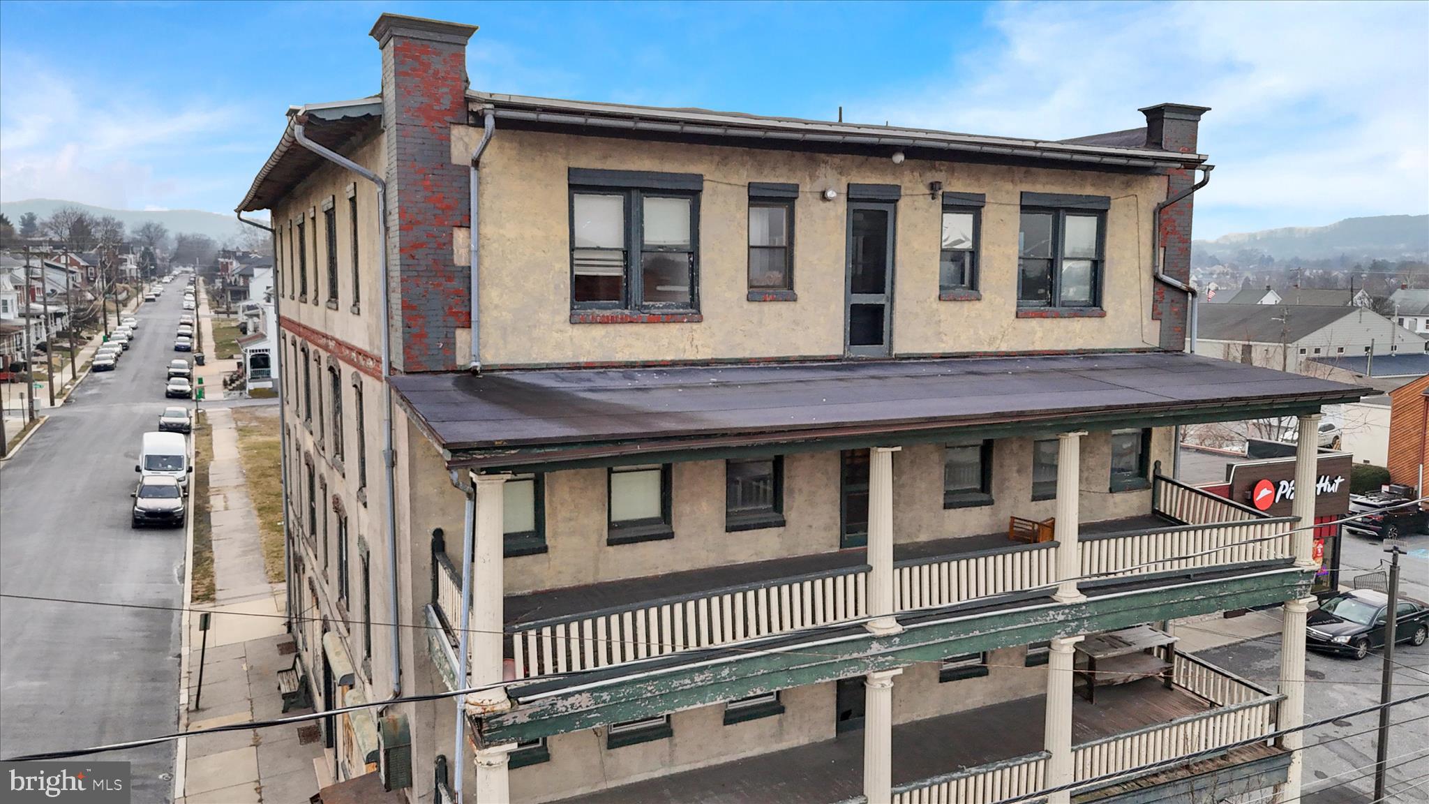 SHILLINGTON - Commercial Sale