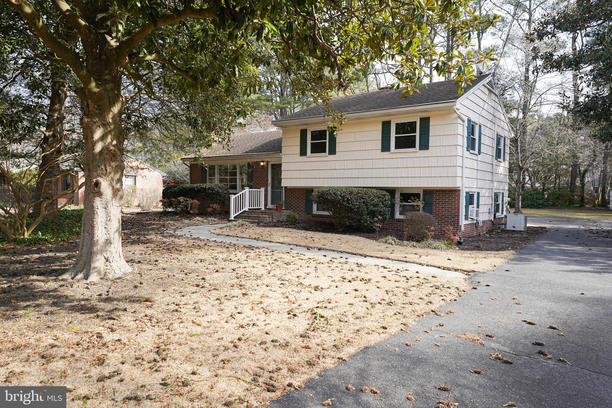 NONE AVAILABLE - Residential Lease