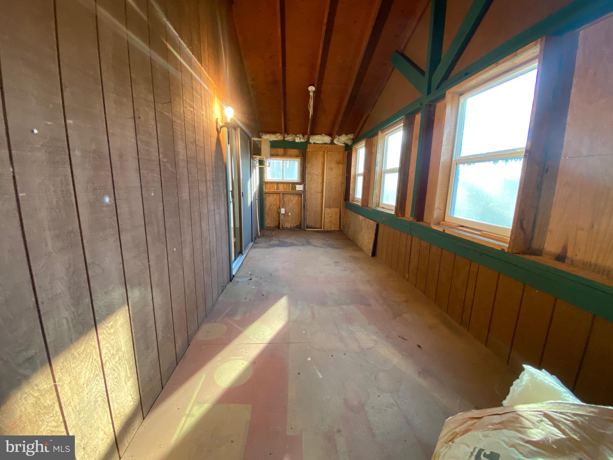 GLENWOOD FOREST - Residential