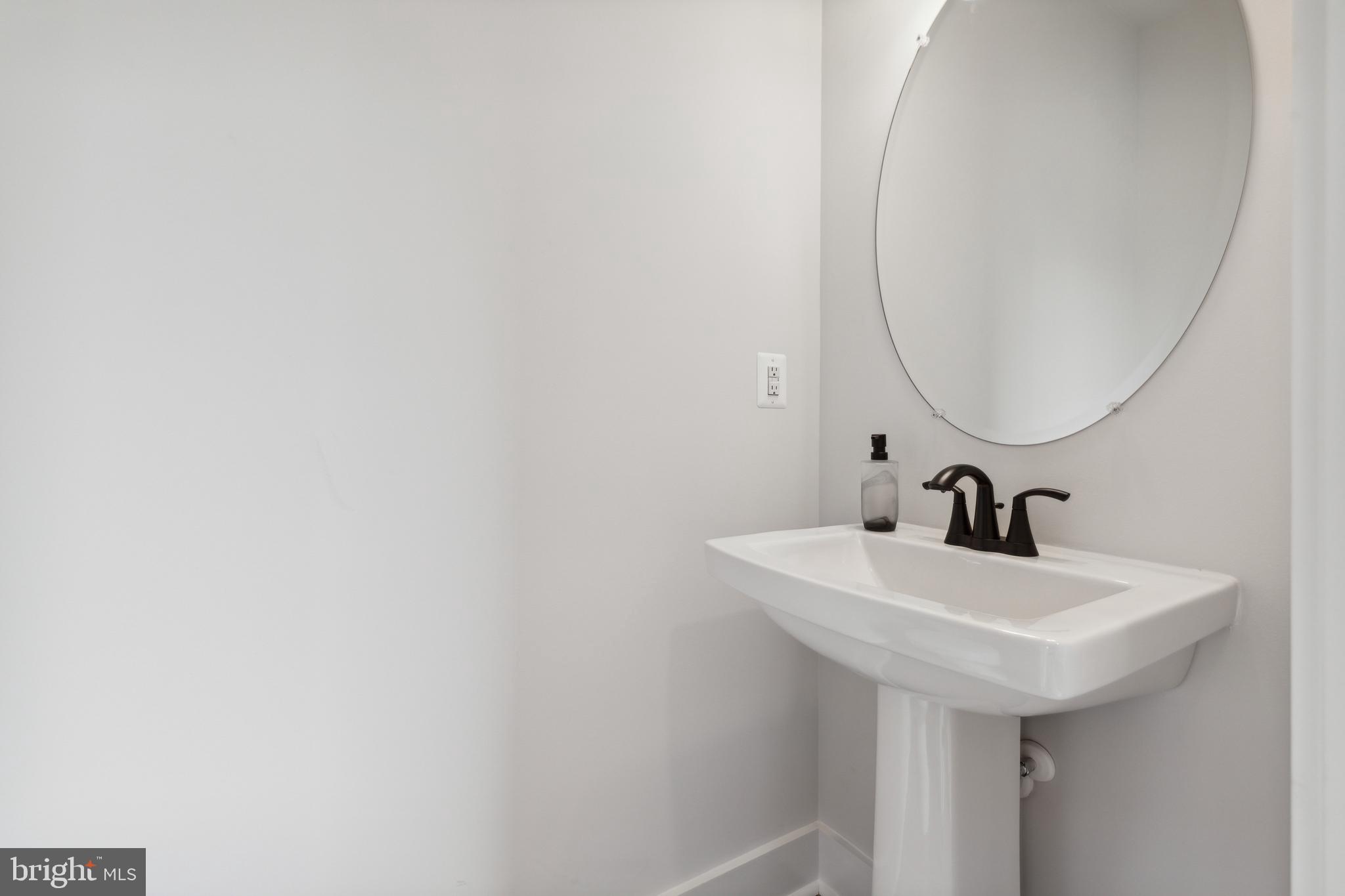 GLEN BURNIE - Residential