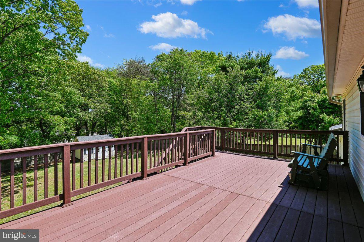 RIDGEFIELD - Residential