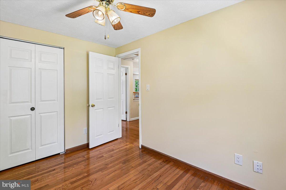 RIDGEFIELD - Residential