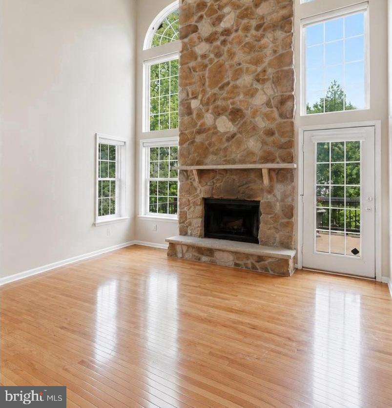 RIVERWOODS - Residential