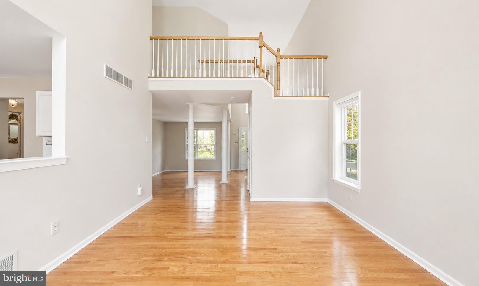 RIVERWOODS - Residential