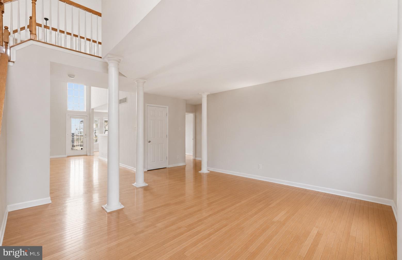 RIVERWOODS - Residential