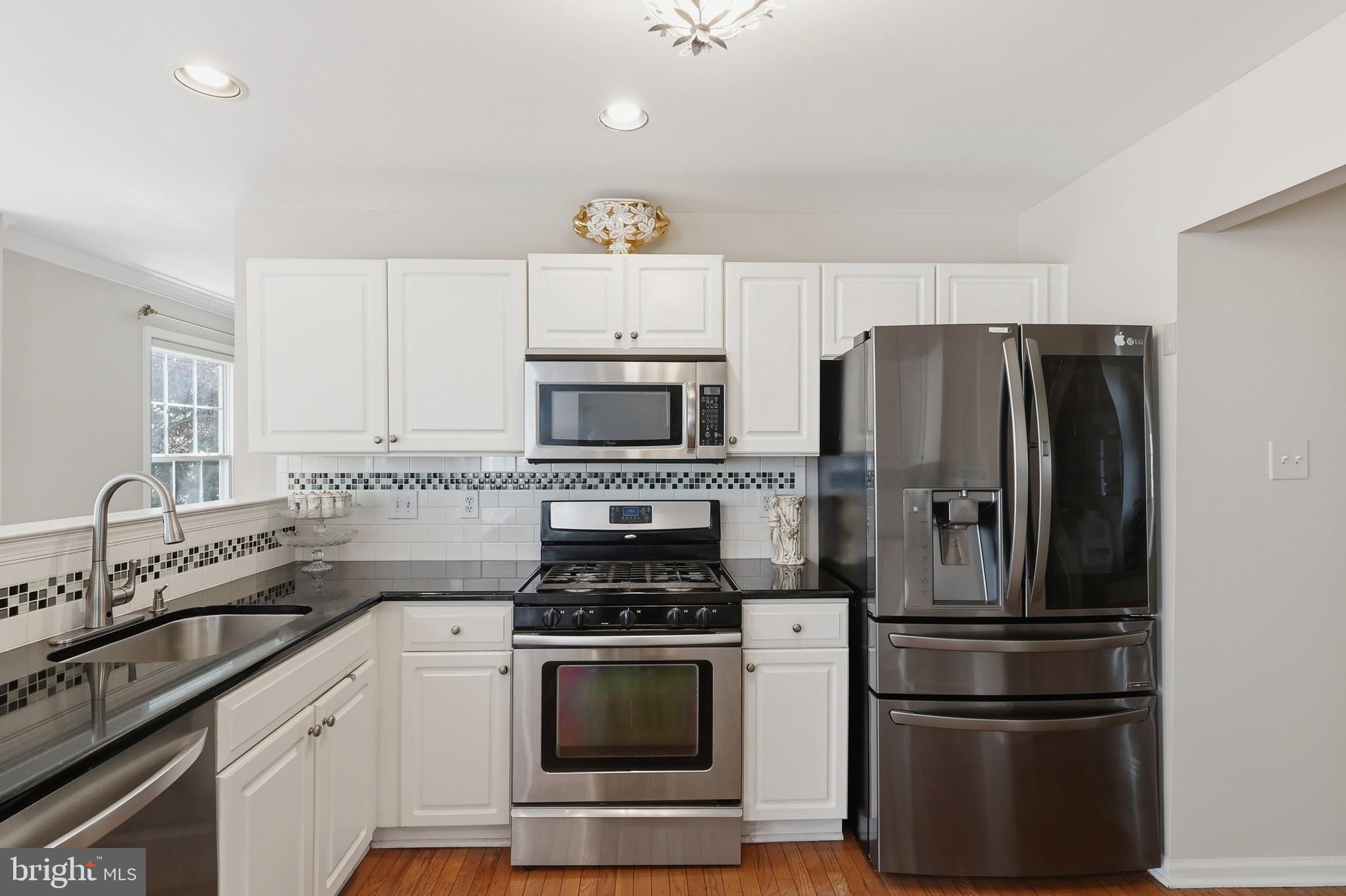 RIVERWOODS - Residential