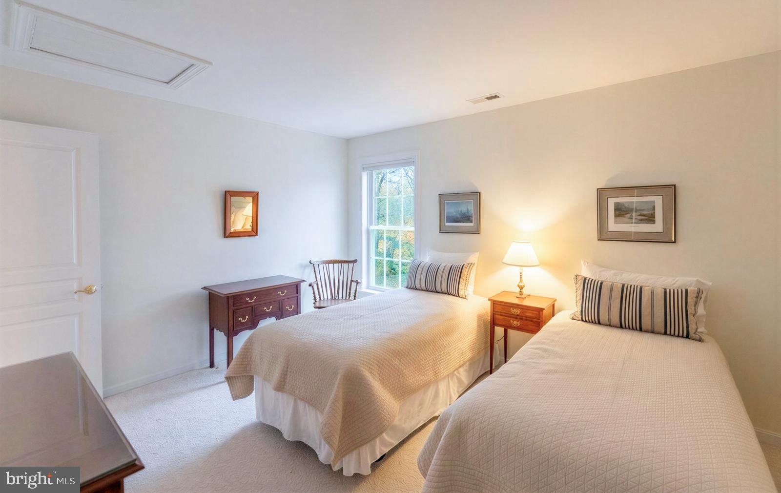 SPRINGTON POINTE WOODS - Residential