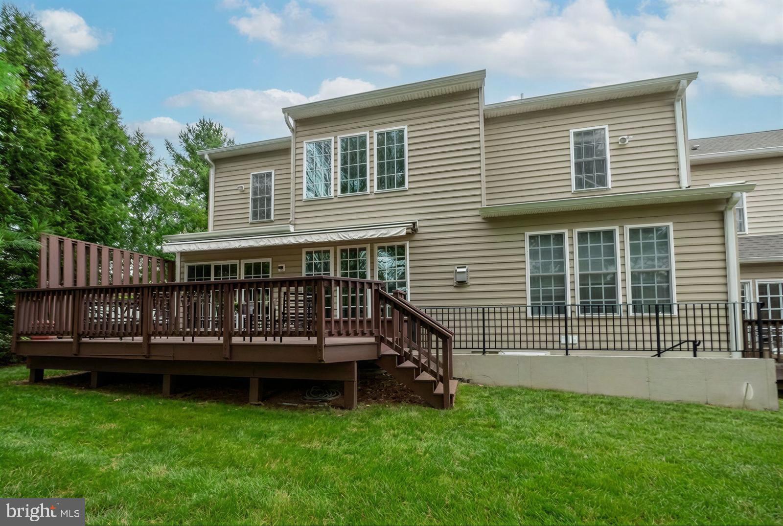 SPRINGTON POINTE WOODS - Residential