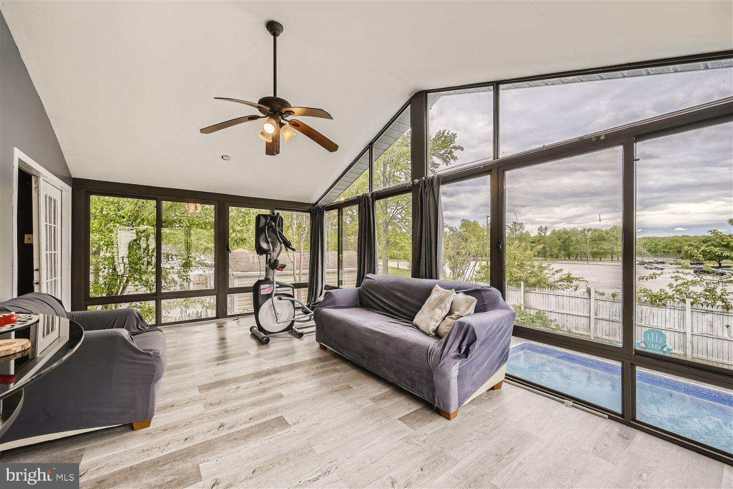 SUE CREEK LANDING - Residential