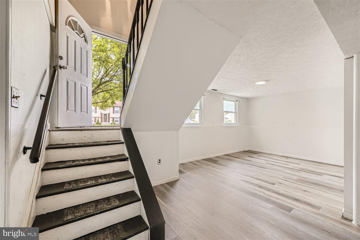 SUE CREEK LANDING - Residential