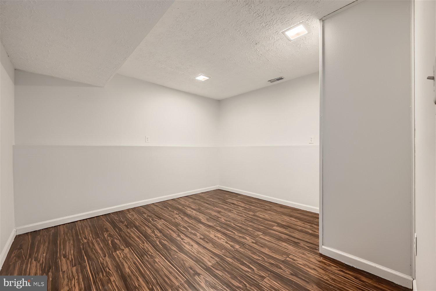 SUE CREEK LANDING - Residential