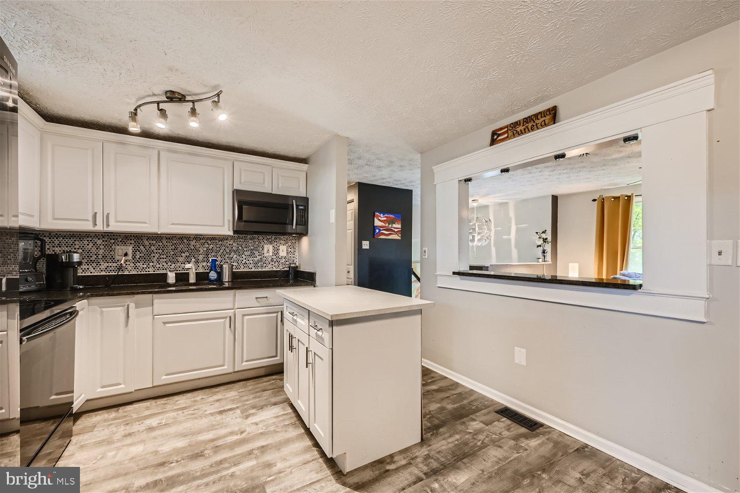 SUE CREEK LANDING - Residential