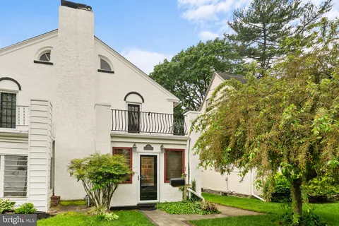 636 Old Lancaster Road, Bryn Mawr, PA MLS: PADE2090668