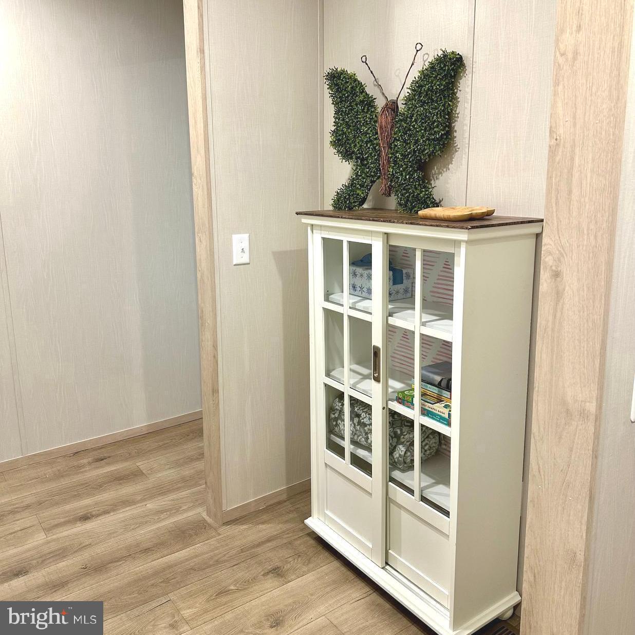 BEECHWOOD - Residential