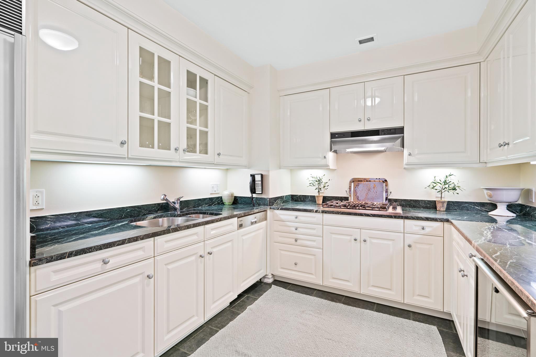 GEORGETOWN - Residential