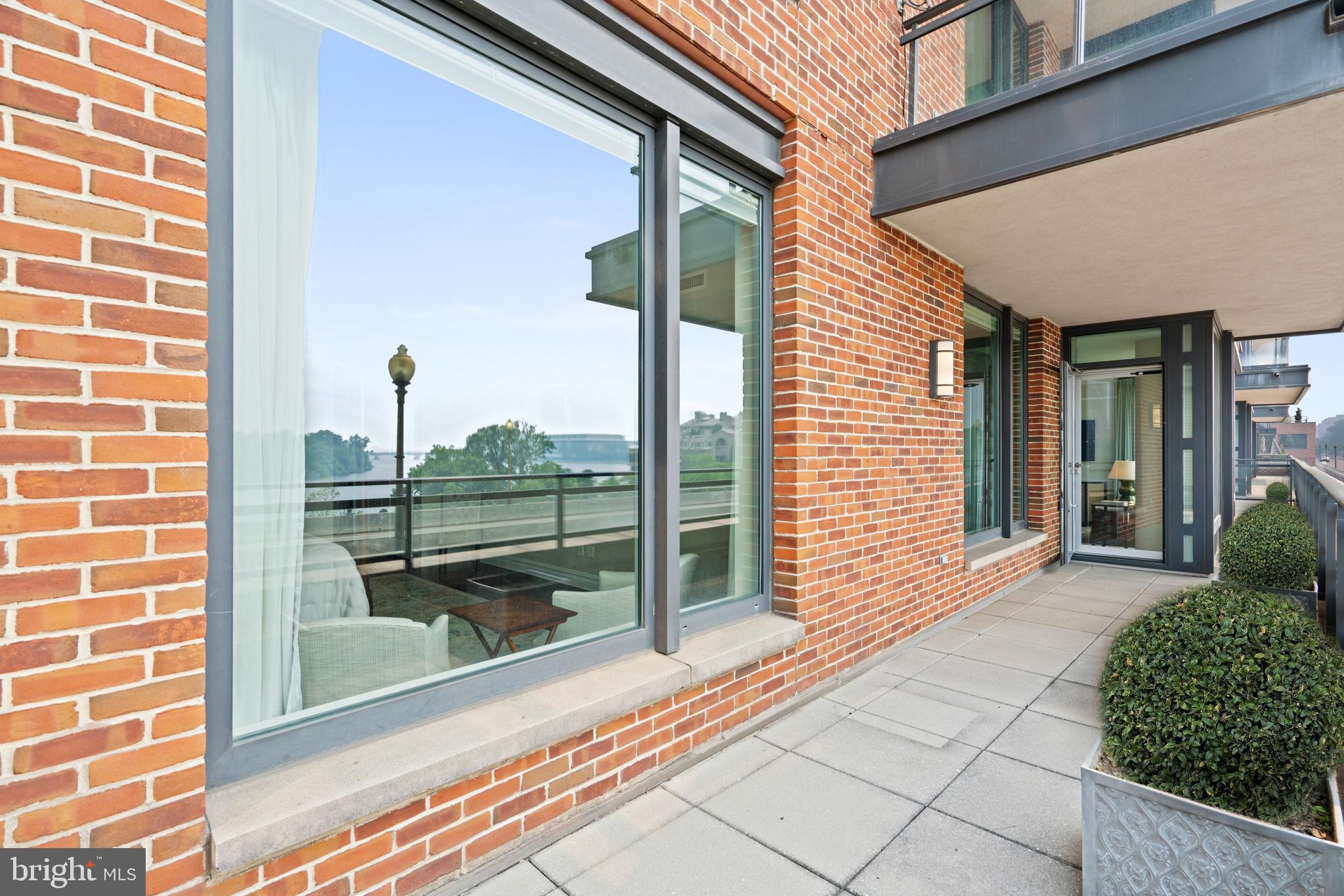 GEORGETOWN - Residential