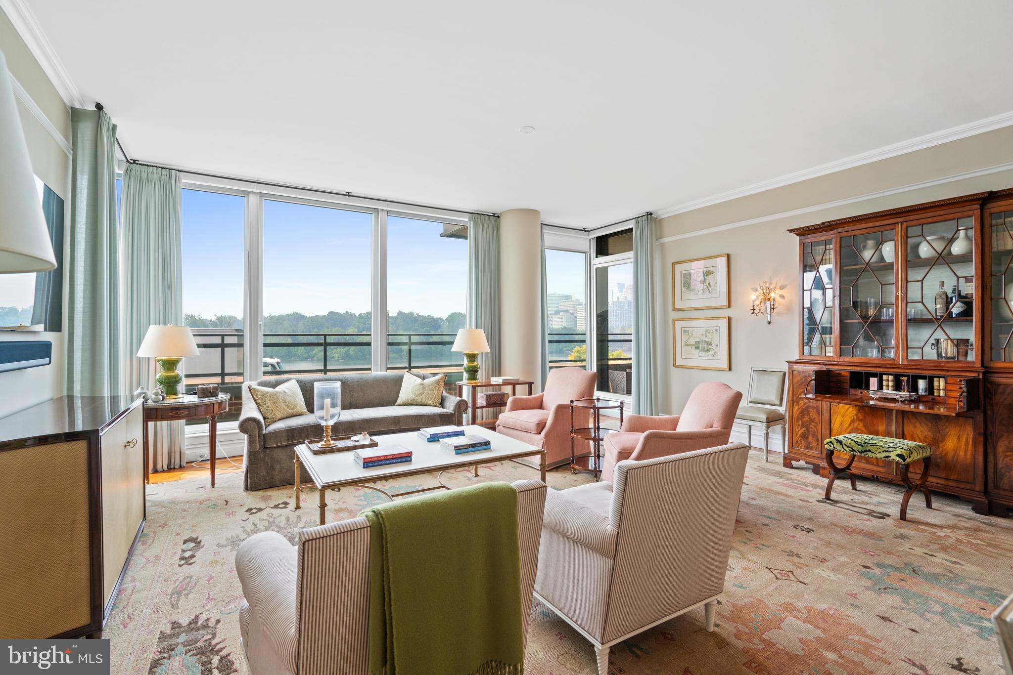 GEORGETOWN - Residential
