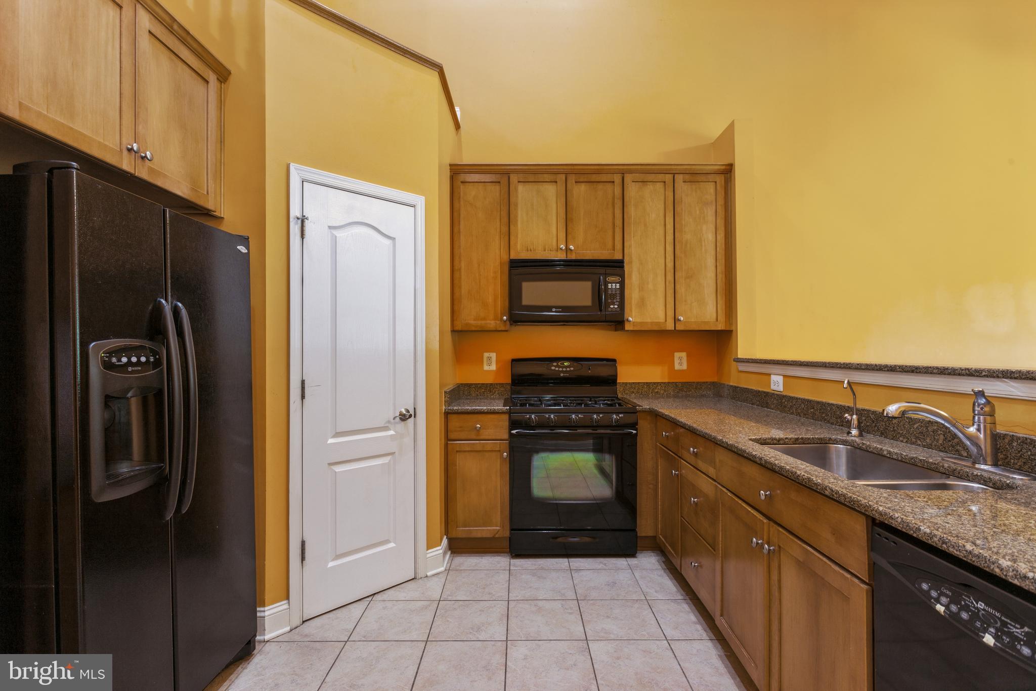 MONMOUTH MEADOWS - Residential Lease