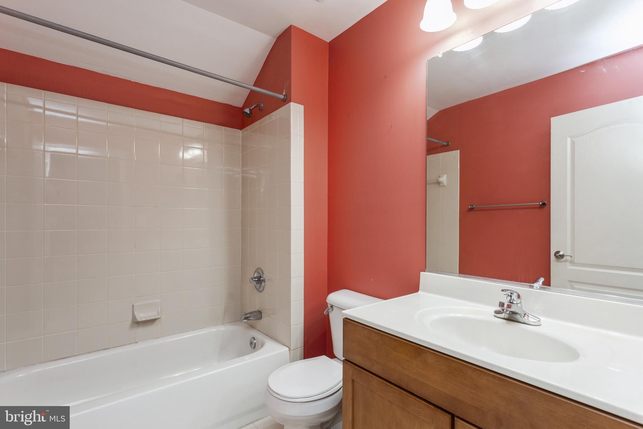 MONMOUTH MEADOWS - Residential Lease