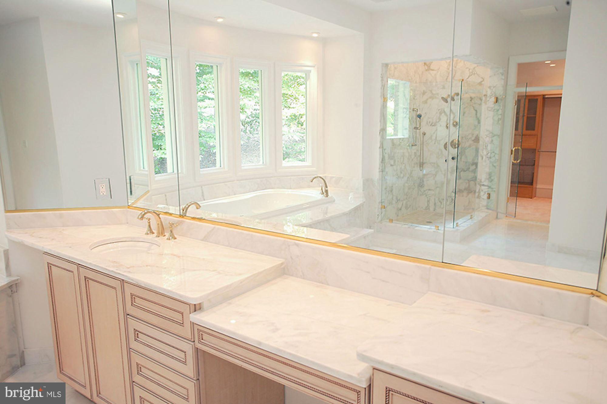 KIRBY WOODS - Residential