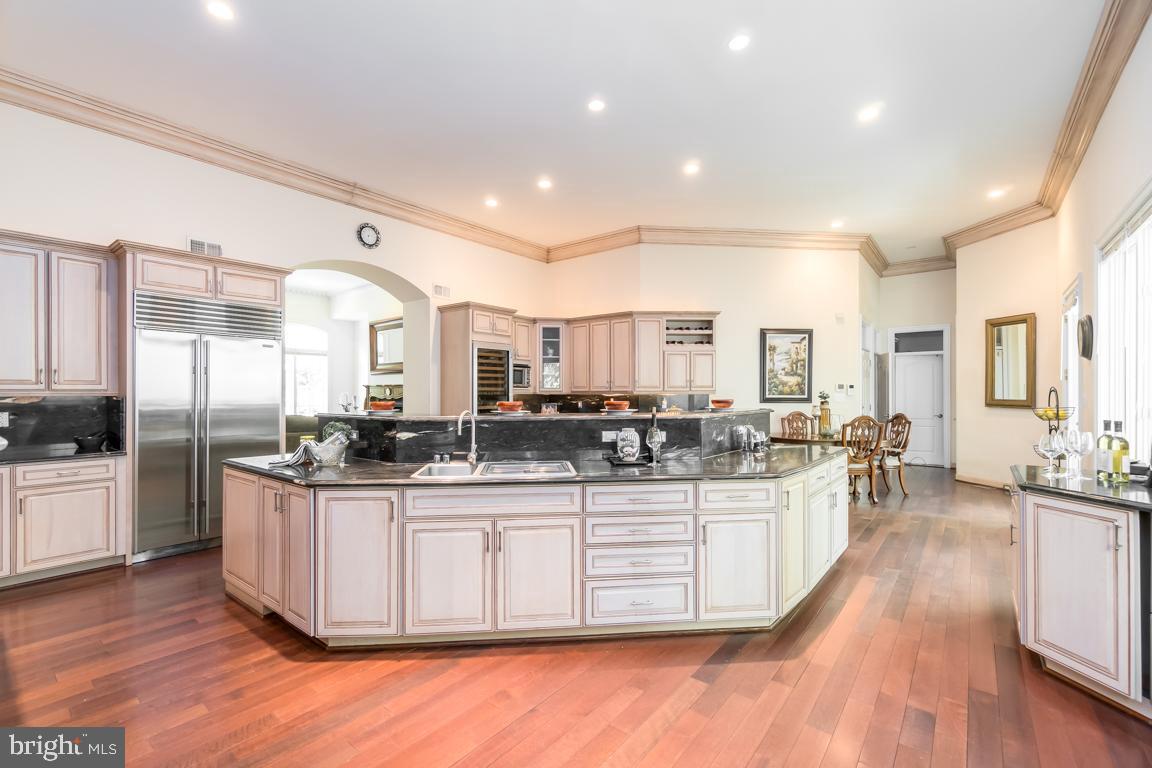 KIRBY WOODS - Residential