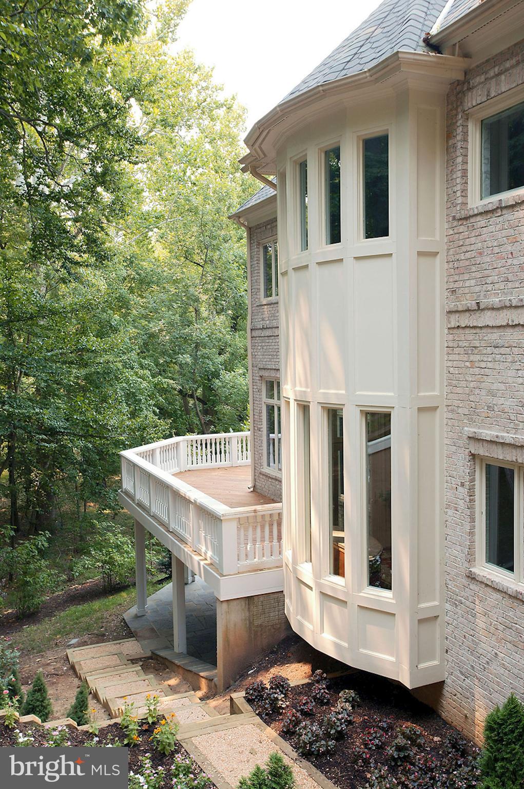 KIRBY WOODS - Residential