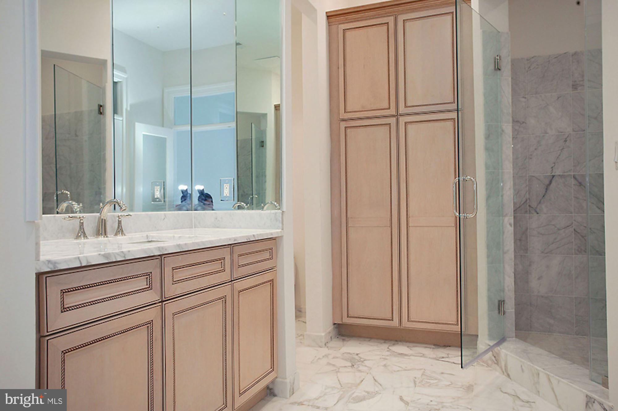 KIRBY WOODS - Residential