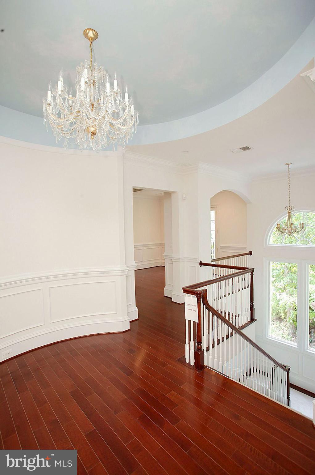 KIRBY WOODS - Residential