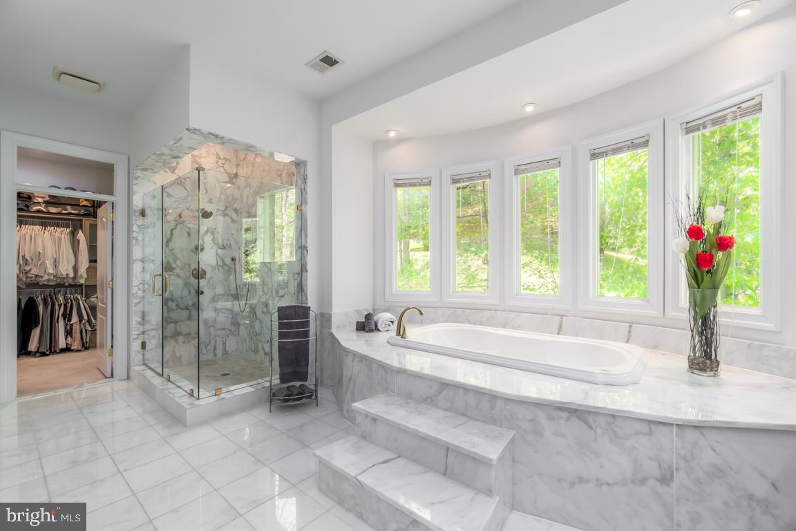 KIRBY WOODS - Residential