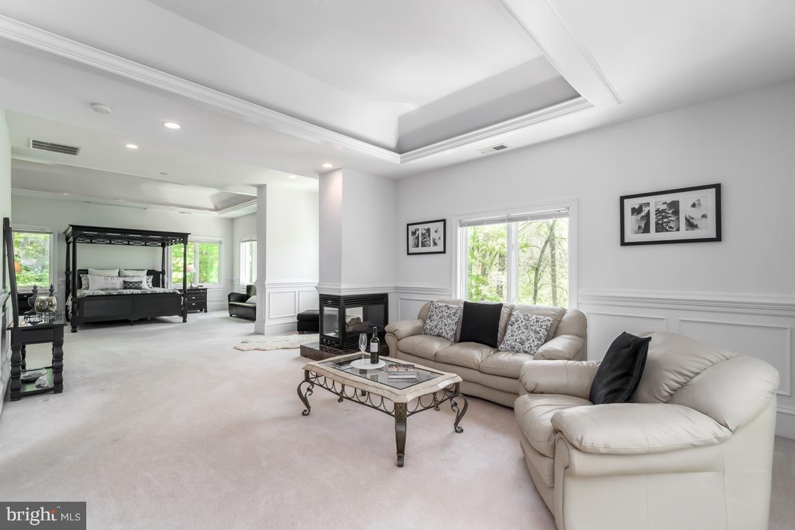 KIRBY WOODS - Residential