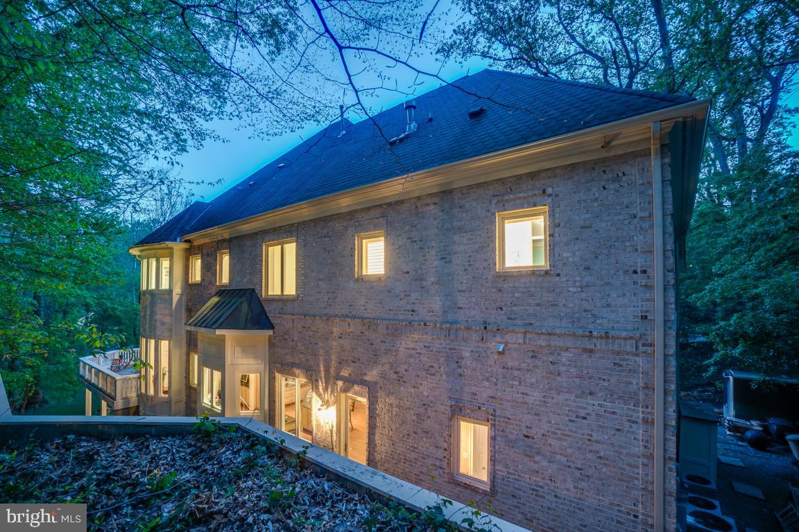 KIRBY WOODS - Residential