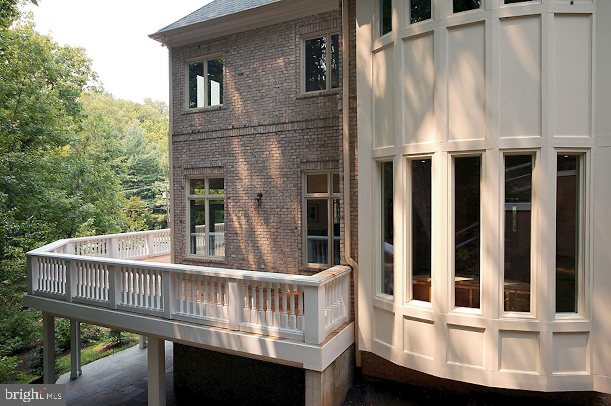 KIRBY WOODS - Residential