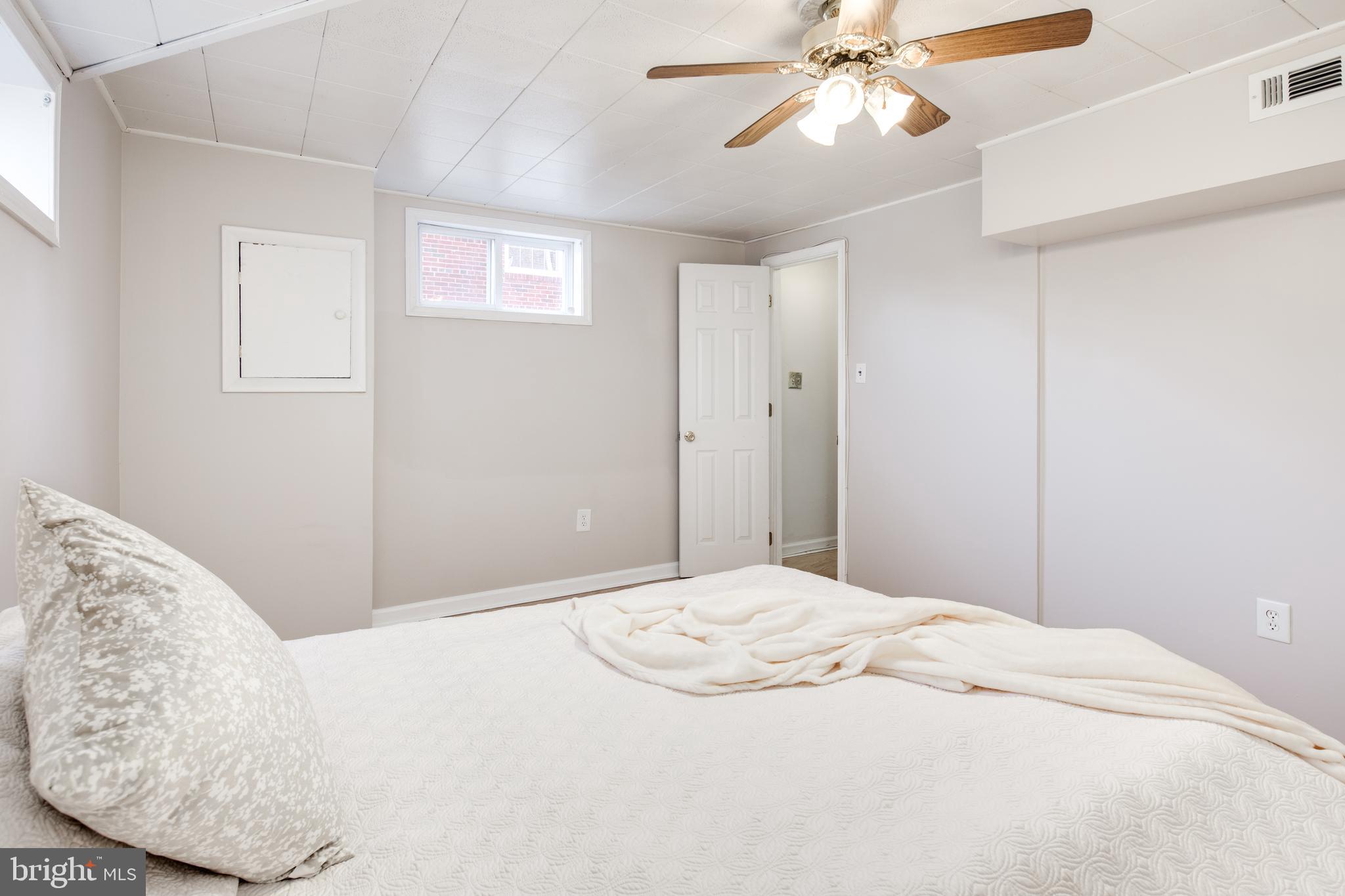 LONG BRANCH - Residential