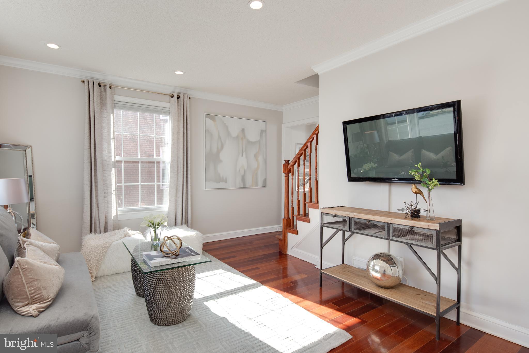 LONG BRANCH - Residential