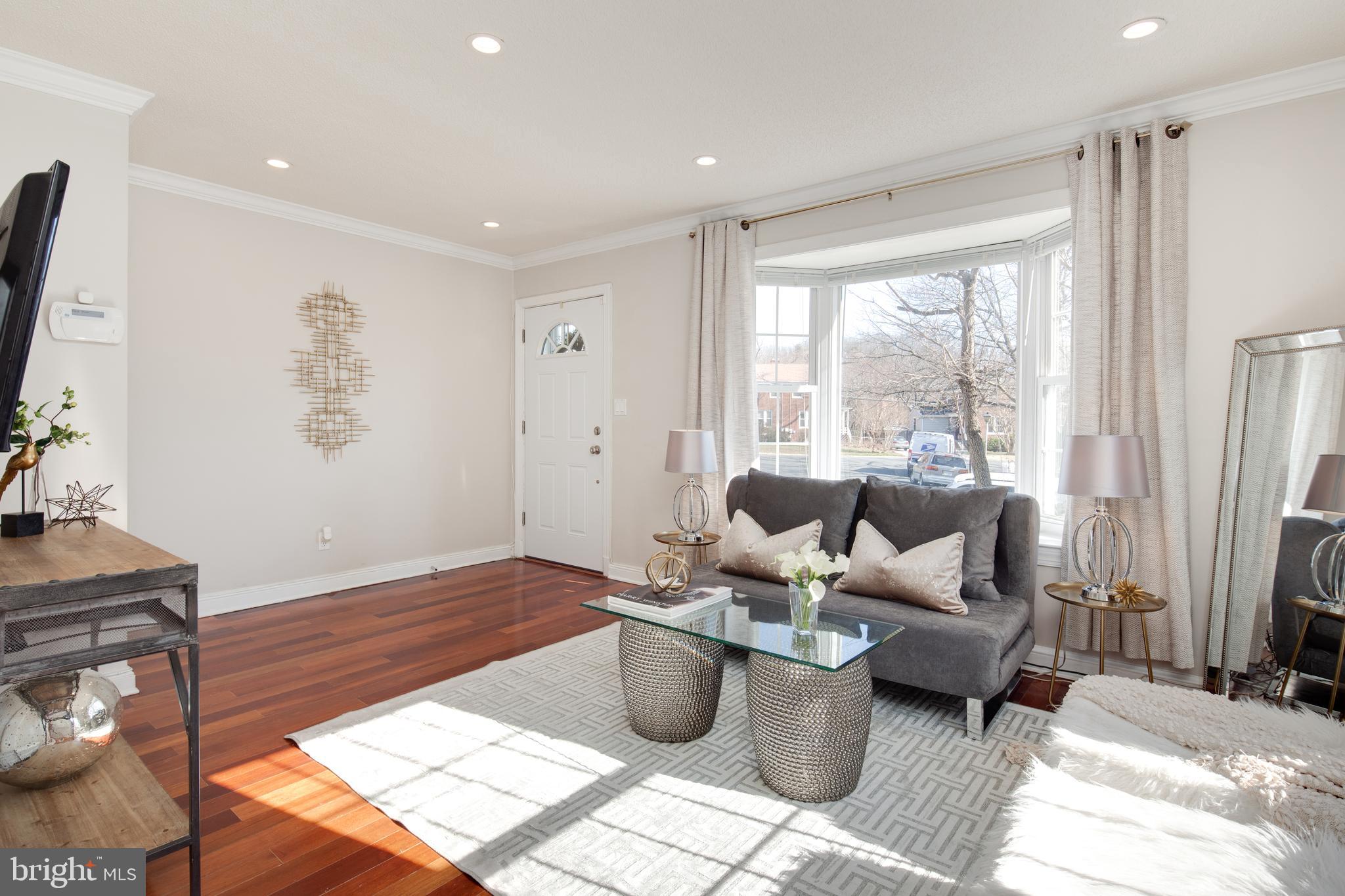 LONG BRANCH - Residential