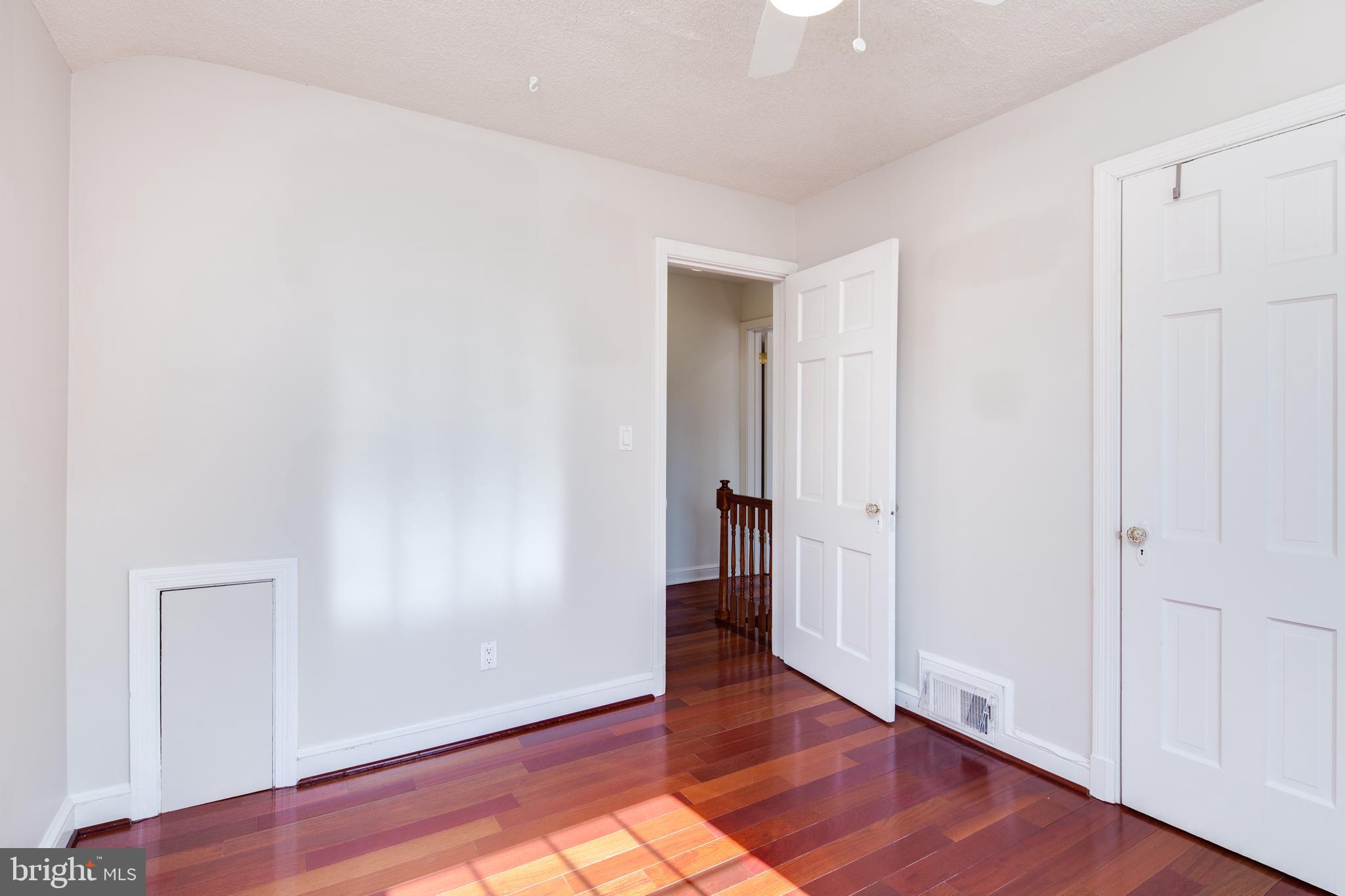 LONG BRANCH - Residential